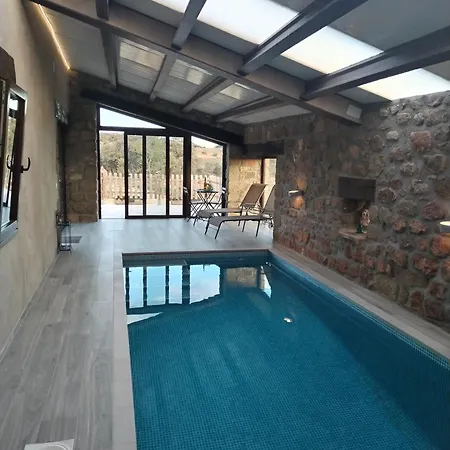 Holiday home Masia Manonelles